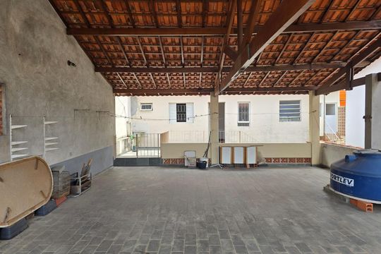 Varanda de casa para alugar com 4 quartos, 210m² em Vila Alianca, Guarulhos