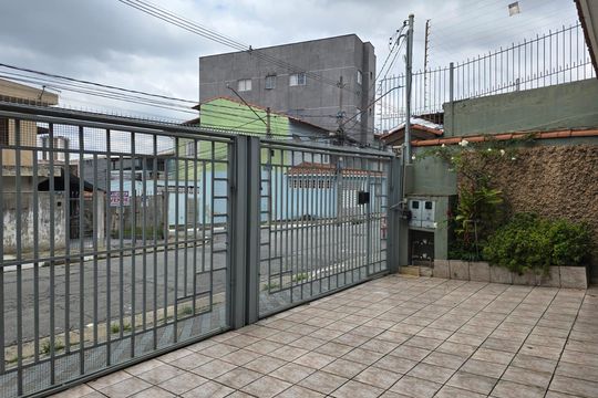 Garagem de casa para alugar com 4 quartos, 210m² em Vila Alianca, Guarulhos