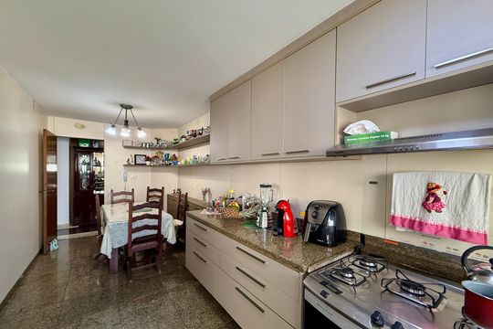 Cozinha de apartamento à venda com 3 quartos, 160m² em Campo Belo, São Paulo