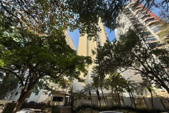 Fachada de apartamento à venda com 3 quartos, 160m² em Campo Belo, São Paulo