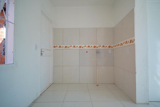 Sala/Cozinha de apartamento para alugar com 1 quarto, 35m² em Vila Jardim, Porto Alegre