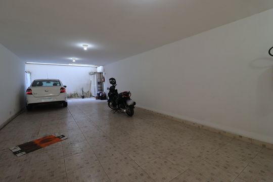 Garagem de apartamento à venda com 2 quartos, 100m² em Parque Novo Oratório, Santo André