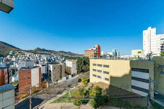 Suíte de apartamento à venda com 4 quartos, 140m² em Buritis, Belo Horizonte