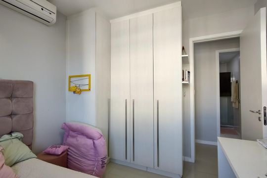 Quarto 1 de apartamento à venda com 4 quartos, 205m² em Barra da Tijuca, Rio de Janeiro