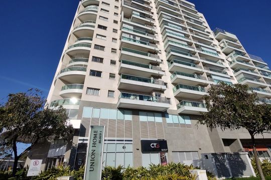 Fachada do bloco de apartamento à venda com 4 quartos, 205m² em Barra da Tijuca, Rio de Janeiro