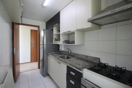 Cozinha de apartamento à venda com 3 quartos, 84m² em Jacarepaguá, Rio de Janeiro