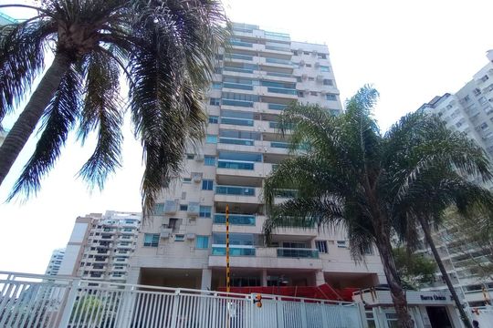 Fachada de apartamento à venda com 3 quartos, 84m² em Jacarepaguá, Rio de Janeiro