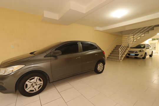 Garagem de apartamento à venda com 2 quartos, 90m² em Jardim das Maravilhas, Santo André