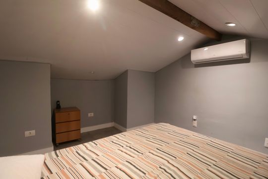 Suíte de apartamento para alugar com 1 quarto, 54m² em Jardim Las Palmas, Guarujá