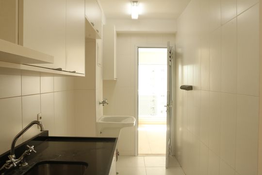 Cozinha de apartamento à venda com 2 quartos, 79m² em Água Branca, São Paulo