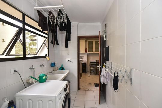 Área de Serviço de apartamento à venda com 3 quartos, 251m² em Vila Andrade, São Paulo