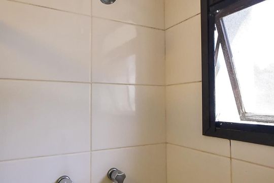 Chuveiro da Suíte 1 de apartamento à venda com 3 quartos, 251m² em Vila Andrade, São Paulo