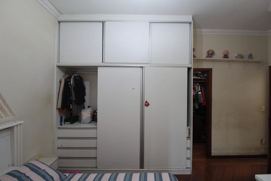 Suíte de casa à venda com 3 quartos, 210m² em Castelo, Belo Horizonte