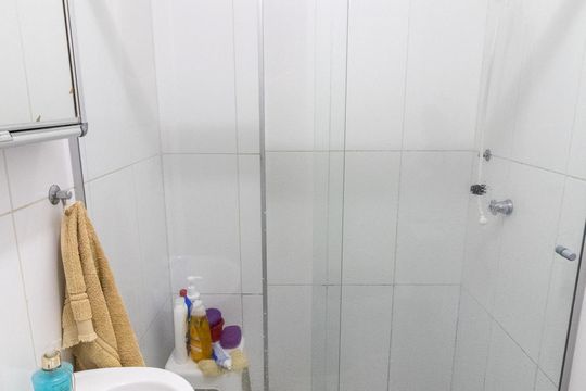 Banheiro de apartamento à venda com 3 quartos, 80m² em Jardim Quarto Centenário, Campinas