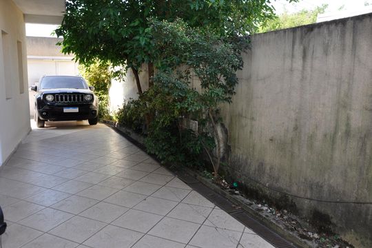 Área comum de casa para alugar com 4 quartos, 311m² em Jardim Monjolo, São Paulo