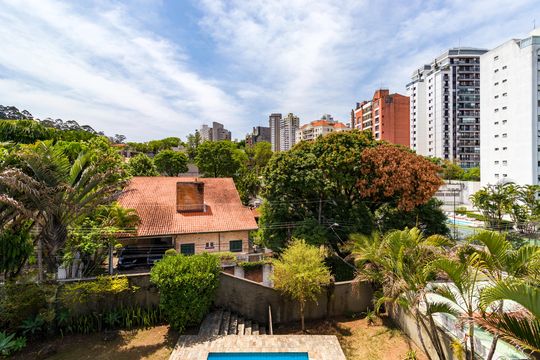 Vista do Varanda da Suíte de casa para alugar com 4 quartos, 611m² em Real Parque, São Paulo