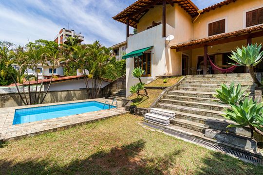 Área comum de casa para alugar com 4 quartos, 611m² em Real Parque, São Paulo