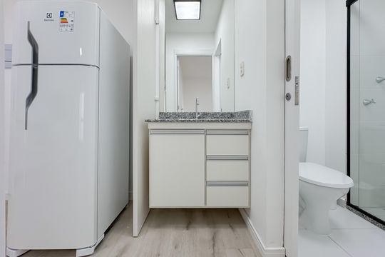 Banheiro Social de kitnet/studio para alugar com 1 quarto, 34m² em Vila Mariana, São Paulo