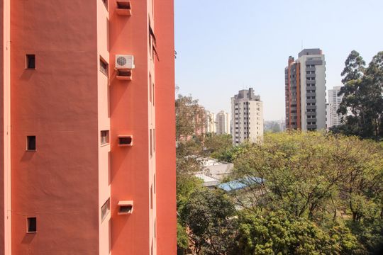 Vista da Suíte 2 de apartamento à venda com 4 quartos, 158m² em Vila Suzana, São Paulo