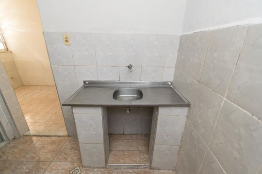 Cozinha de apartamento para alugar com 2 quartos, 49m² em Colégio, Rio de Janeiro