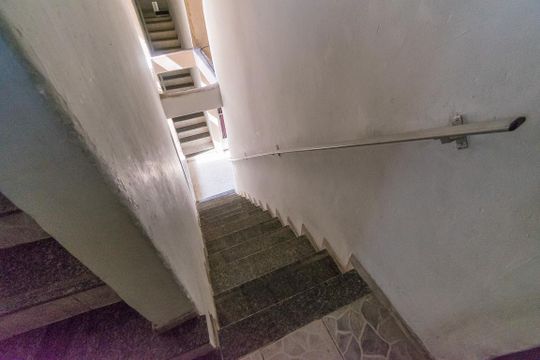 Área comum de acesso de apartamento para alugar com 2 quartos, 50m² em Colégio, Rio de Janeiro
