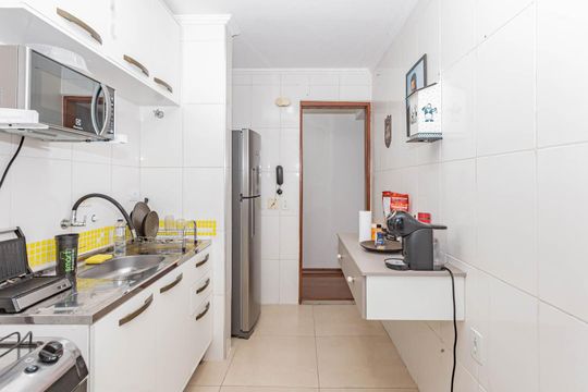Cozinha de apartamento à venda com 2 quartos, 52m² em Jardim Celeste, São Paulo