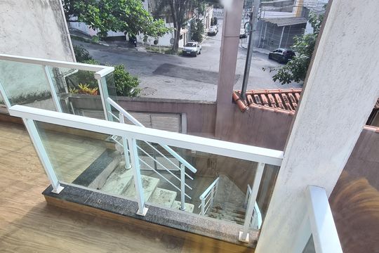 Entrada de casa à venda com 4 quartos, 405m² em Novo Osasco, Osasco
