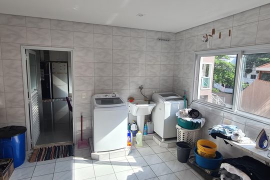Área de Serviço de casa à venda com 4 quartos, 405m² em Novo Osasco, Osasco