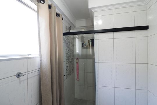 Banheiro da Suíte 3 de casa para alugar com 4 quartos, 350m² em Jardim Sao Bento, São Paulo