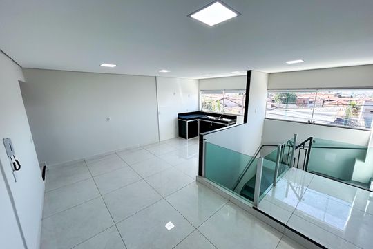 Cozinha de casa à venda com 2 quartos, 70m² em Jardim Leblon, Belo Horizonte