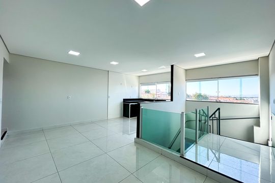 Casa à venda com 2 quartos, 70m² em Jardim Leblon, Belo Horizonte