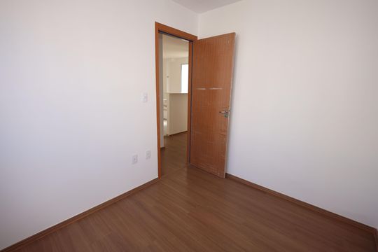 Quarto 1 de apartamento à venda com 2 quartos, 42m² em Lorena Park, Goiânia
