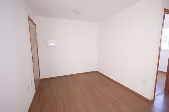 Sala de apartamento à venda com 2 quartos, 42m² em Lorena Park, Goiânia