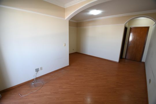 Sala de apartamento à venda com 3 quartos, 95m² em Bonfim, Campinas