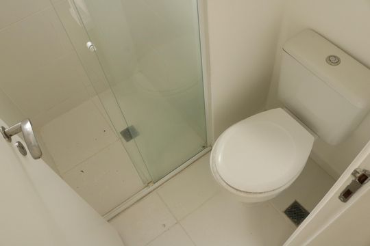 Banheiro de apartamento para alugar com 1 quarto, 35m² em Perdizes, São Paulo