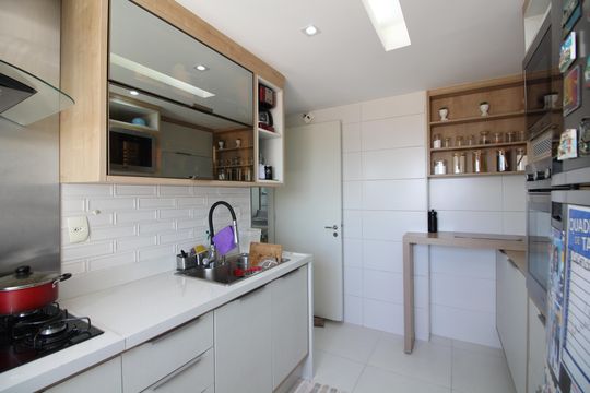 Cozinha de apartamento para alugar com 4 quartos, 225m² em Barra Olímpica, Rio de Janeiro