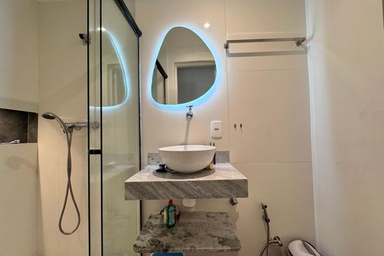 Banheiro Social de apartamento à venda com 5 quartos, 180m² em Recreio dos Bandeirantes, Rio de Janeiro