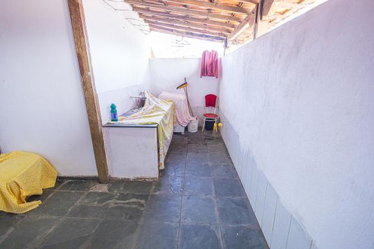 Área de Serviço de casa para alugar com 3 quartos, 360m² em Santa Branca, Belo Horizonte