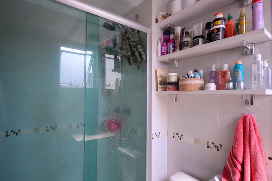 Banheiro da Suíte de apartamento à venda com 2 quartos, 86m² em Vila Gumercindo, São Paulo
