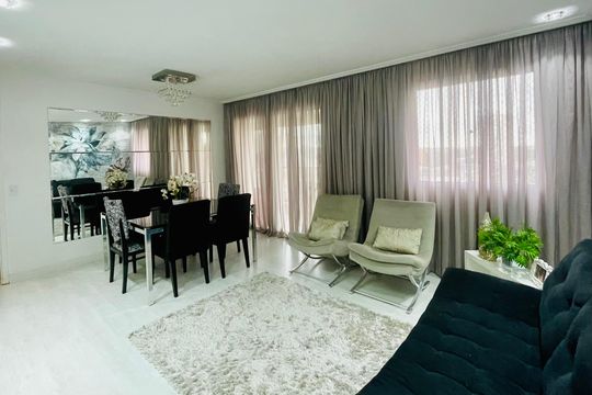 Sala de apartamento à venda com 3 quartos, 114m² em Vila Santo Antonio, Guarulhos