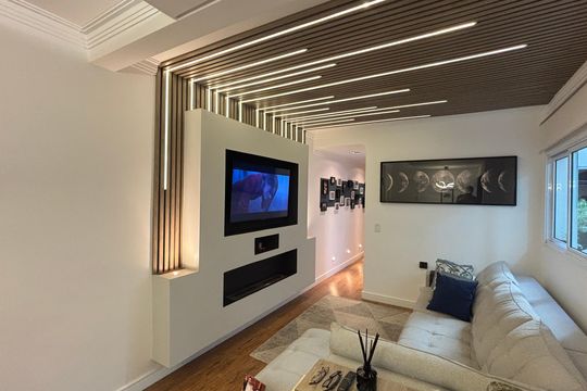 Sala de apartamento à venda com 2 quartos, 70m² em Jardim Bela Vista, Santo André