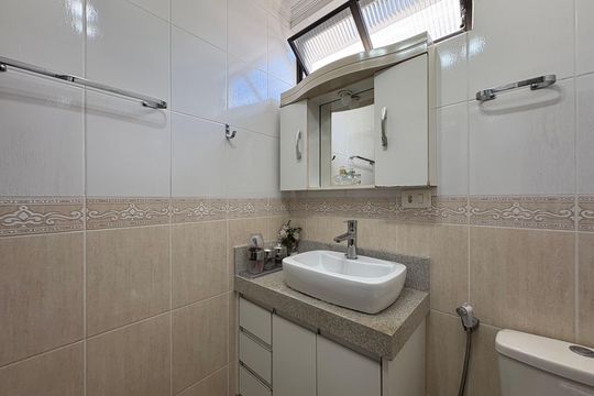 Banheiro de apartamento à venda com 2 quartos, 65m² em Vila Francisco Matarazzo, Santo André