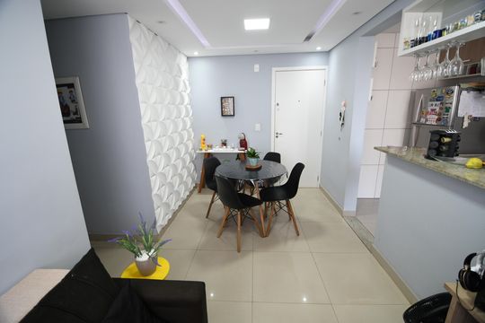 Sala de apartamento à venda com 2 quartos, 47m² em Jardim Nova Europa, Campinas