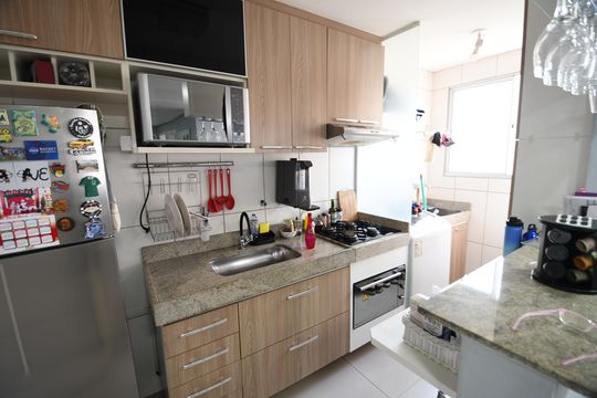 Cozinha de apartamento à venda com 2 quartos, 47m² em Jardim Nova Europa, Campinas