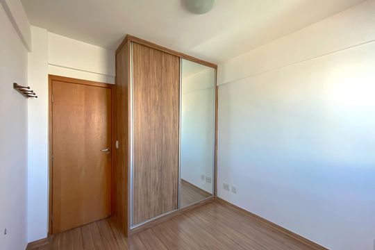 Quarto 1 de apartamento para alugar com 3 quartos, 80m² em Graça, Belo Horizonte