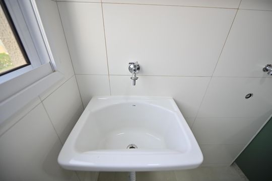 Área de Serviço de apartamento para alugar com 2 quartos, 59m² em Serrinha, Goiânia