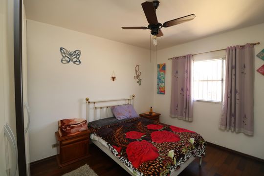 Suíte de casa para alugar com 3 quartos, 180m² em Jardim Independência (são Paulo), São Paulo