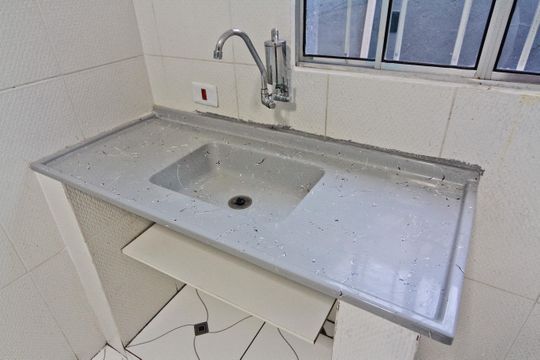 Cozinha de casa para alugar com 1 quarto, 50m² em Jardim dos Francos, São Paulo