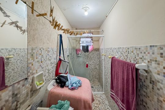 Banheiro de kitnet/studio à venda com 1 quarto, 22m² em Sé, São Paulo