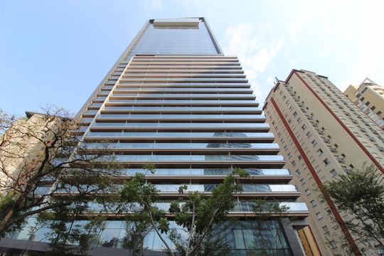 Fachada do Prédio de kitnet/studio para alugar com 1 quarto, 53m² em Vila Olímpia, São Paulo